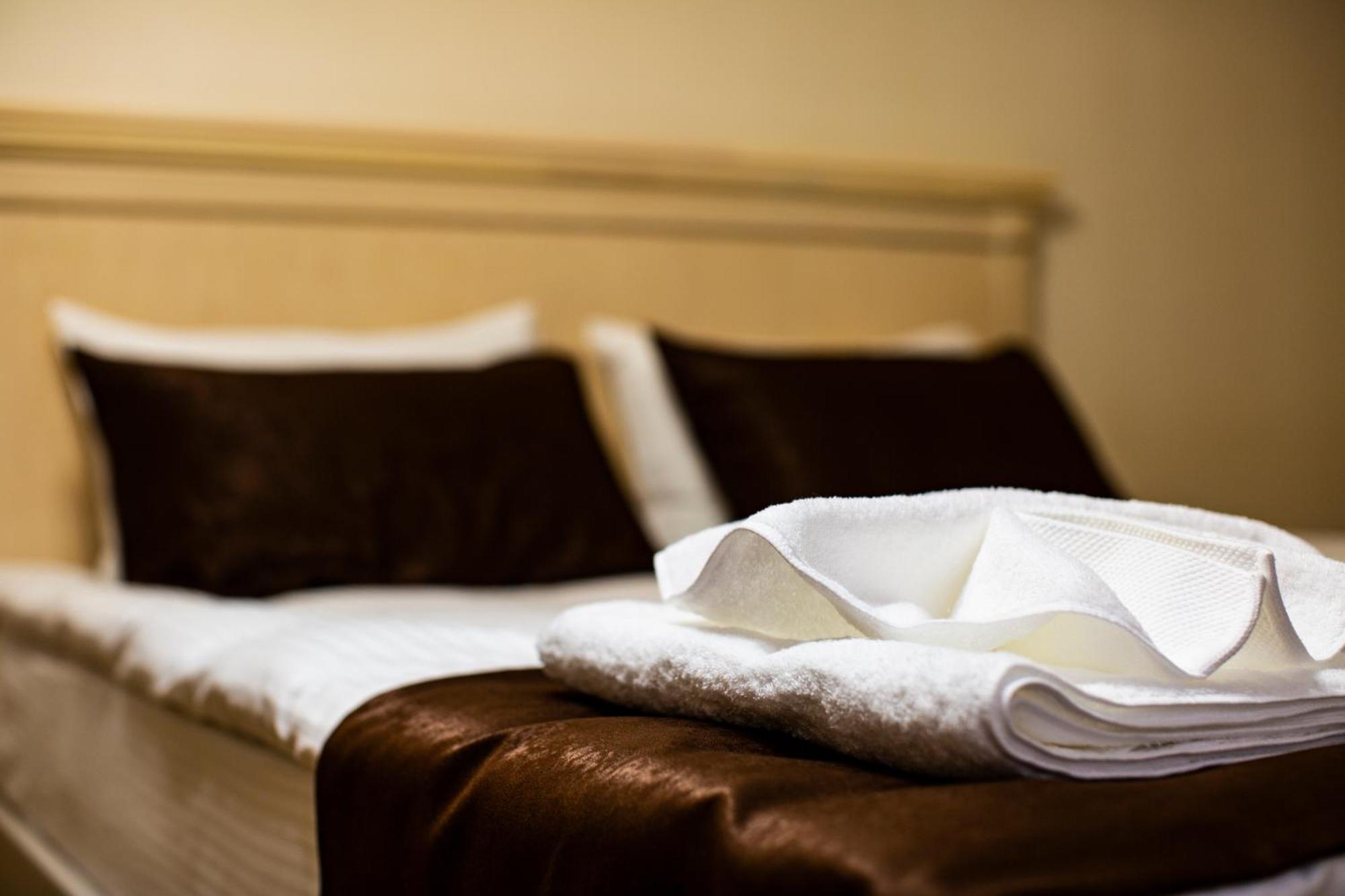 Sulo Atyrau Hotel ภายนอก รูปภาพ