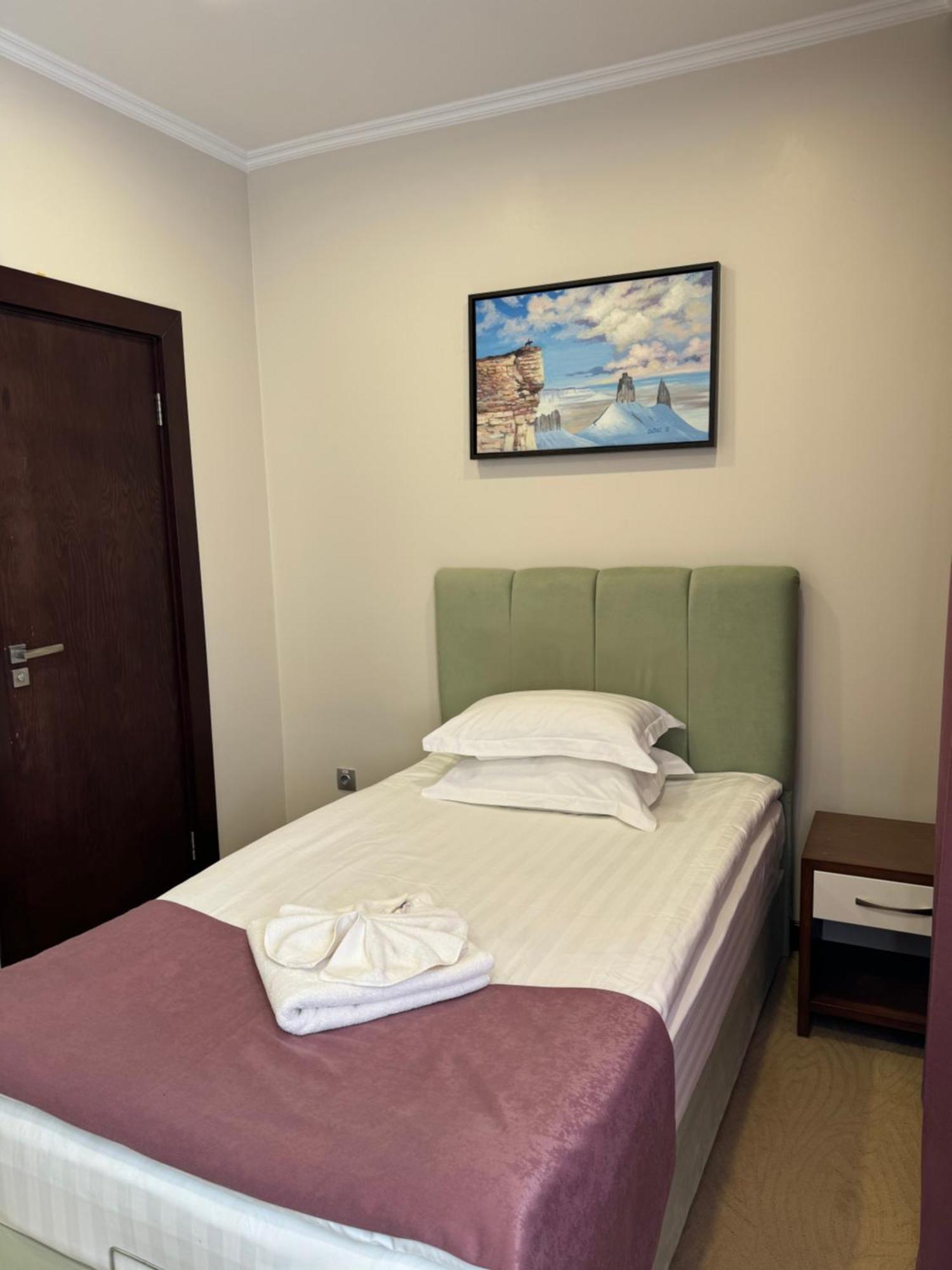 Sulo Atyrau Hotel ภายนอก รูปภาพ