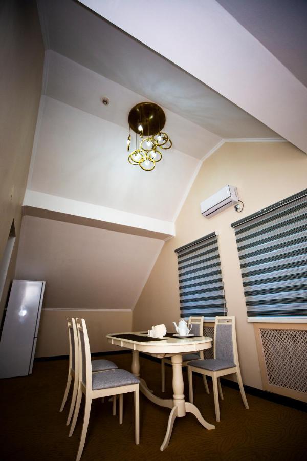Sulo Atyrau Hotel ภายนอก รูปภาพ